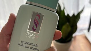 お顔のむくみが気になる方へ♪